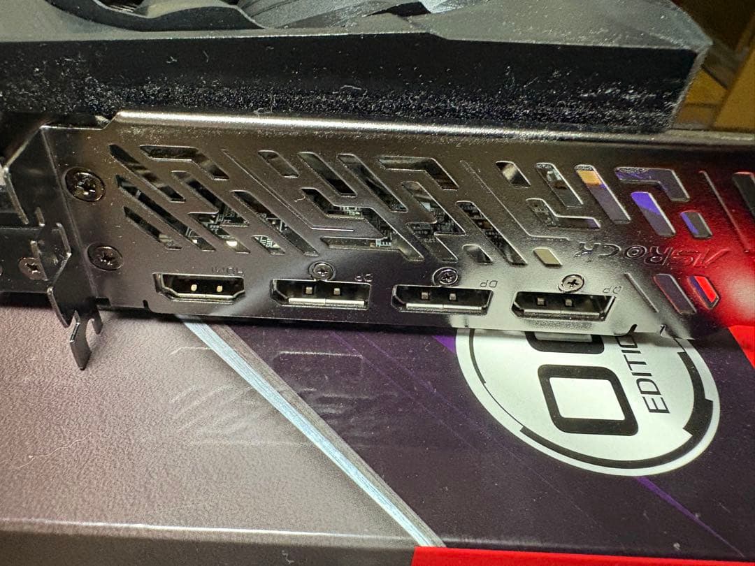 グラフィックボード・グラボ・ビデオカード Radeon RX7800XT 16GB Phantom GAMING