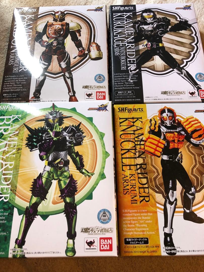 フィギュアーツ　仮面ライダー鎧武　セット