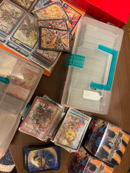 デュエルマスターズコレクター向け引退品。初期からビクトリー世代まで。