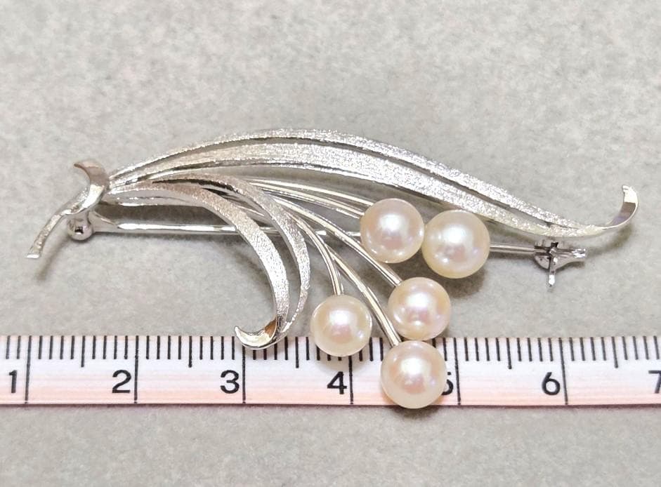 MIKIMOTOミキモト パール SILVER　ブローチ　42315