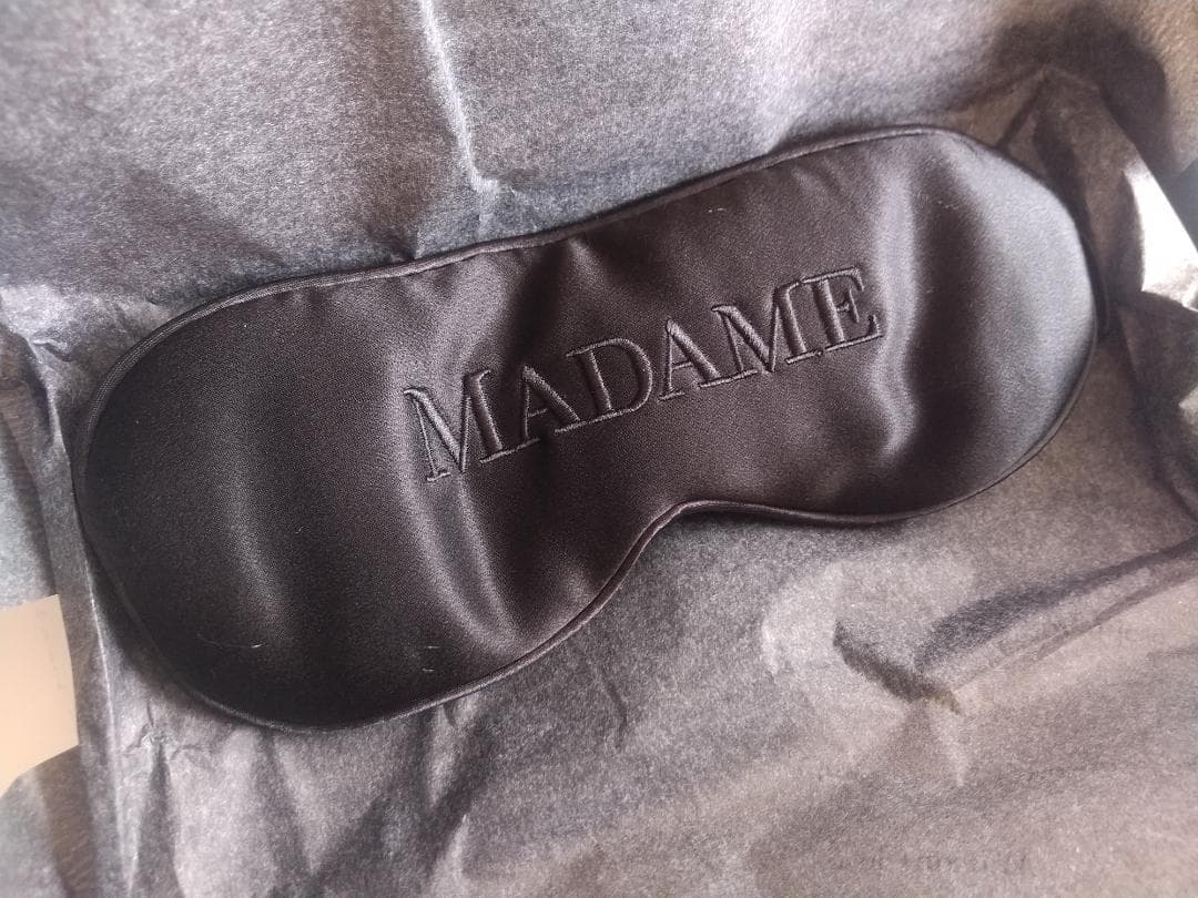 《Maison Close》メゾンクローズ　シルクの上質なアイマスク