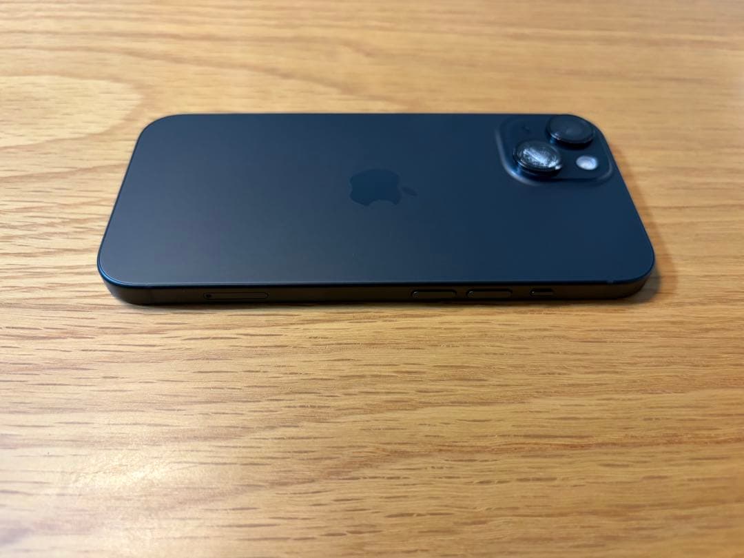 宮*樹様 Apple iPhone 15 ブラック 本体　SIMフリー　256G