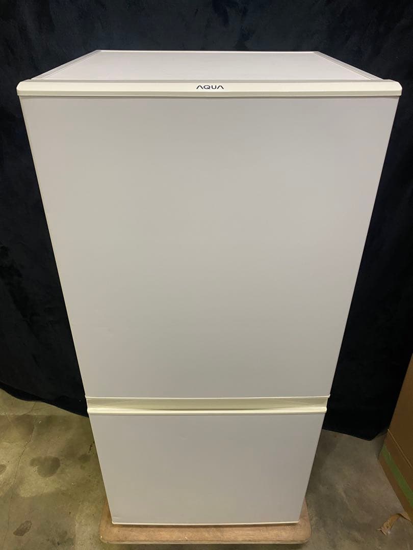 AQUAノンフロン冷凍冷蔵庫157L 2019年製AQR-16H (W)