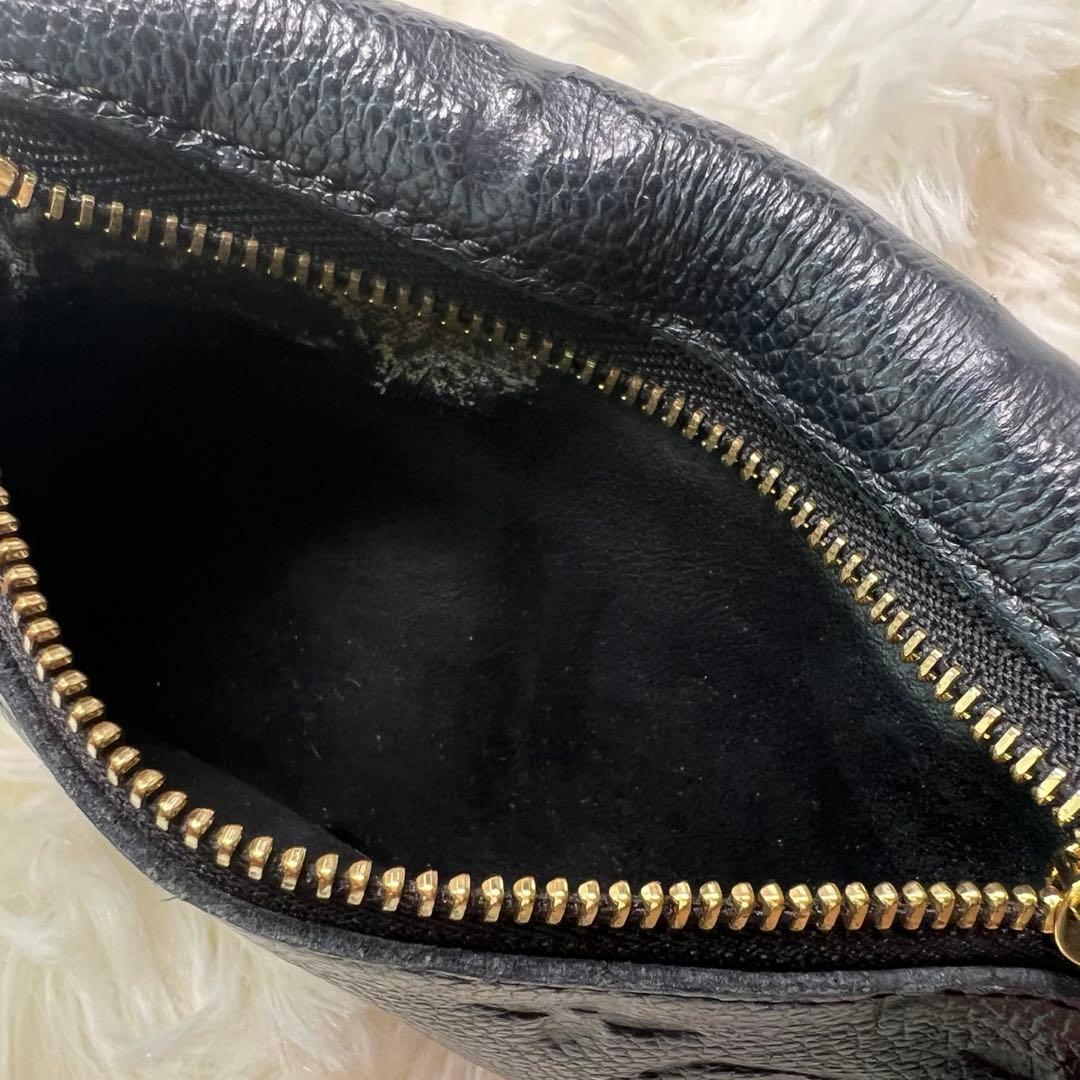 ルイヴィトン　ポシェットクレ　アンプラント　ブラック　ケース