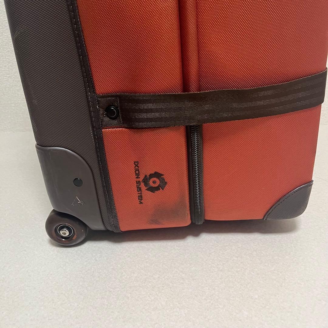 BURTON ウィーリーダブルデッキ キャリー スーツケース 86L バッグ