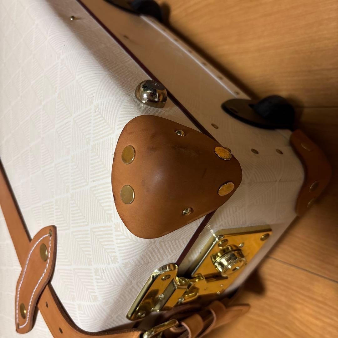 センゴク　希少価値　GLOBE-TROTTER サファリ友禅キャリーケース