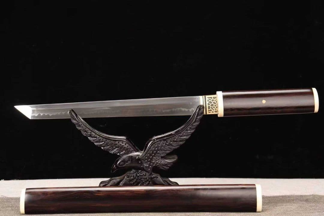 【唐刀】古兵器 刀装具 日本刀　模造刀 居合刀 武士道 鑑賞用 美術刀 贈り物