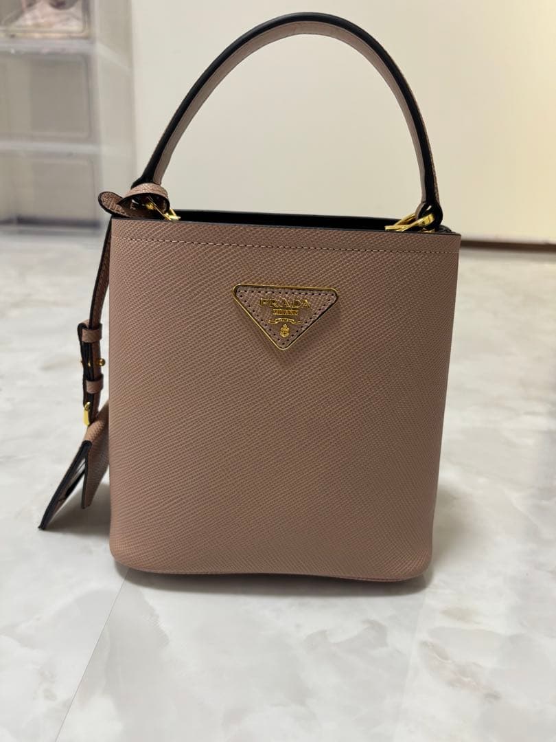 PRADA サフィアーノレザー ハンドバッグ ベージュ