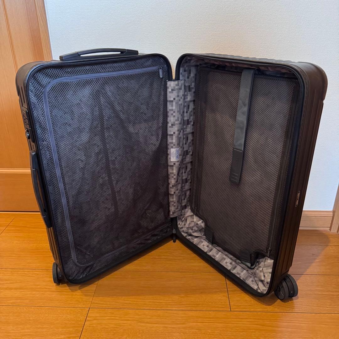 リモワ RIMOWA サルサ SALSAマットブラック 61L 4輪