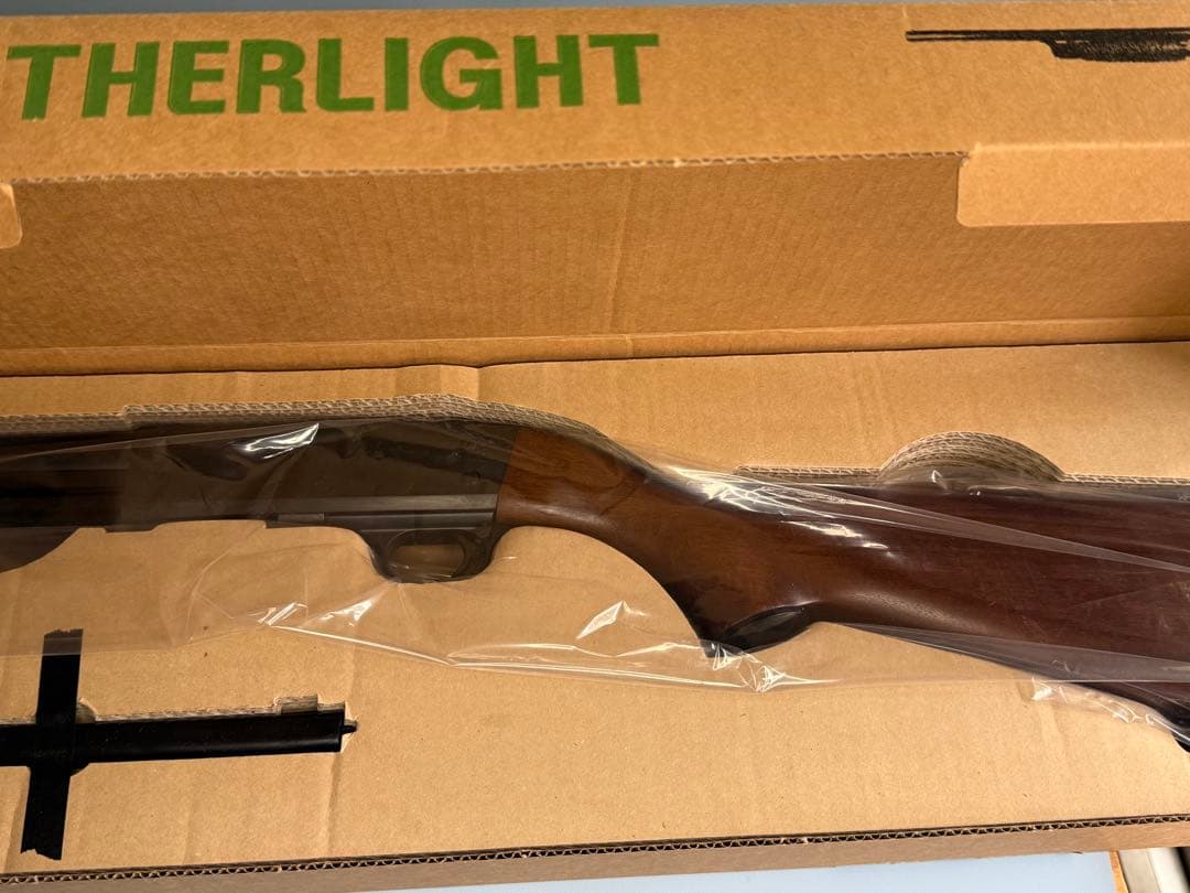 KTW イサカ　M37 フェザーライト　フルメタル&ウッドストックモデル