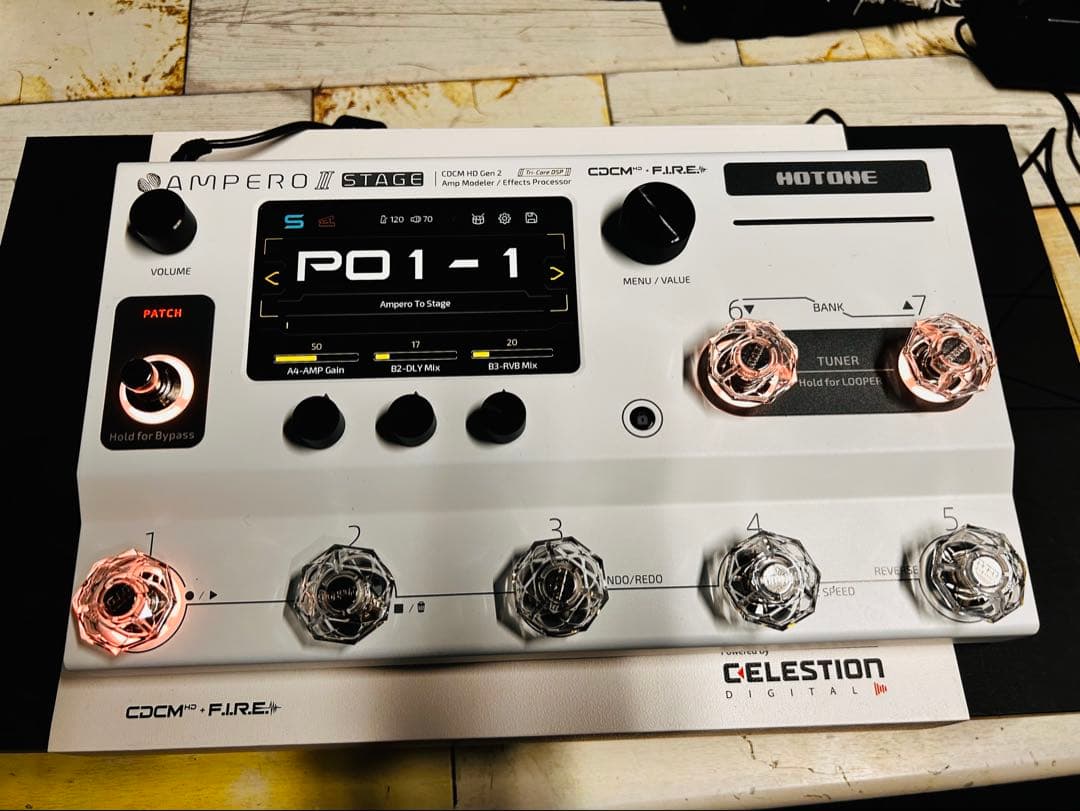 Hotone Ampero II Stage ギターマルチエフェクター