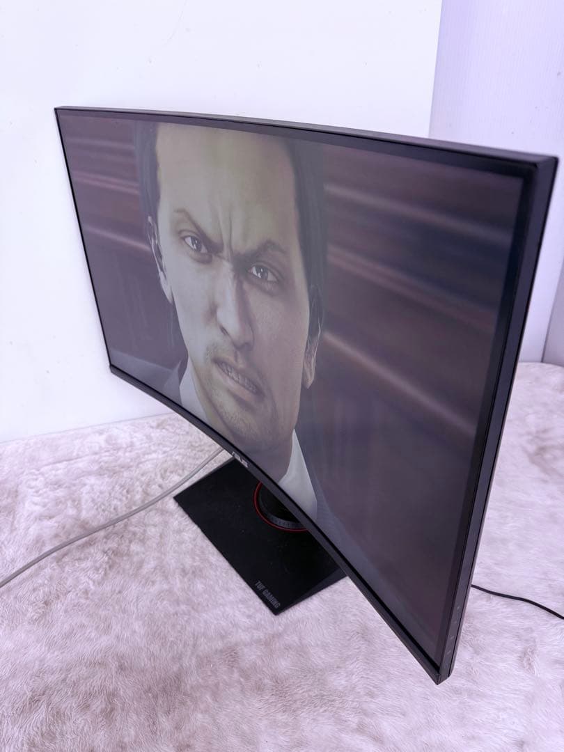ASUS TUF Gaming 27インチ湾曲ゲーミングモニター VG27VQ