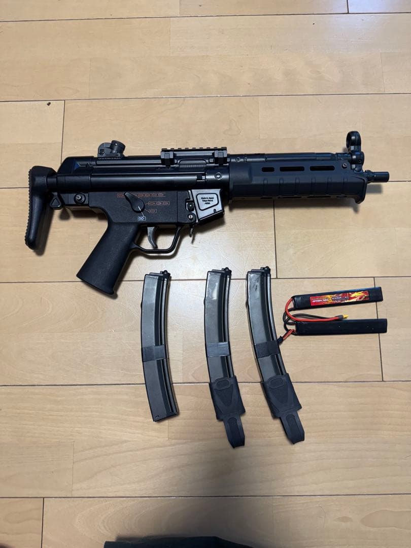 実物多数！ 次世代 mp5a5 バッテリー付き！magpul マグプル 電動ガン