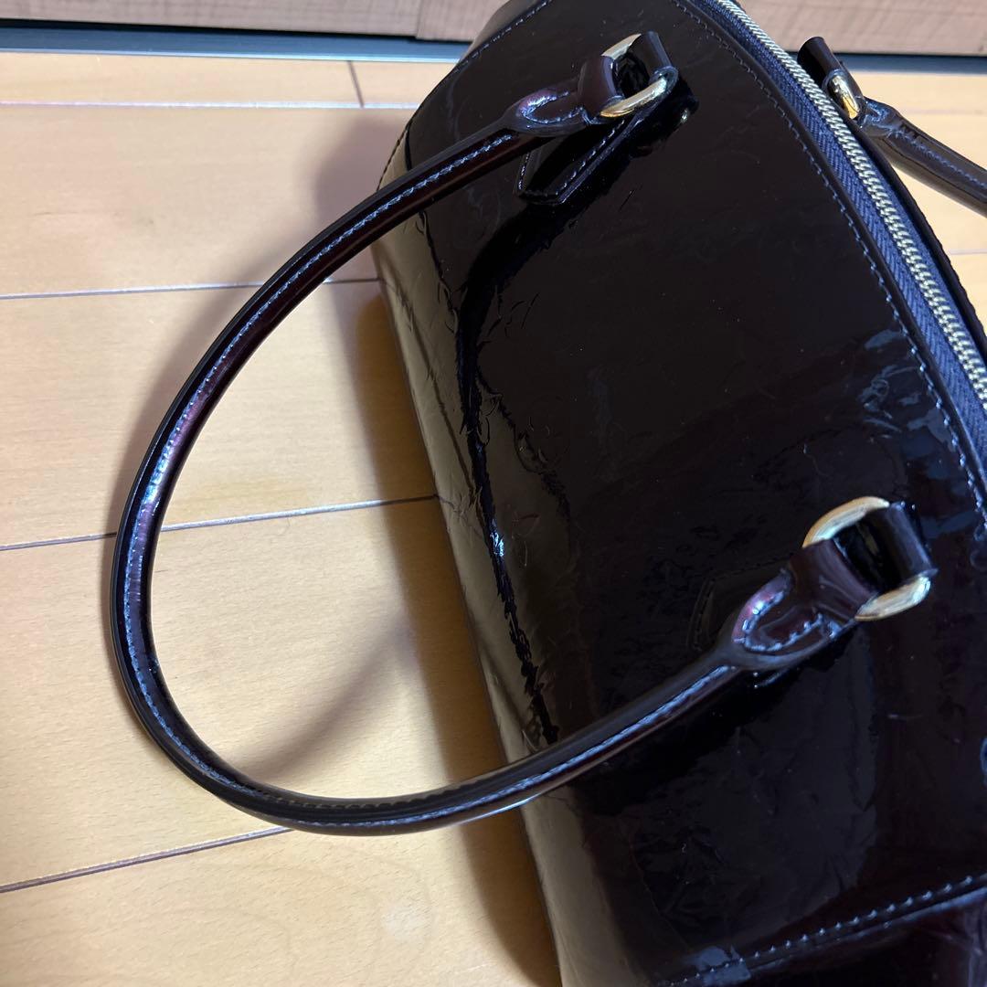 さゆり LOUIS VUITTON アラマウントバッグモノグラムヴェルニ