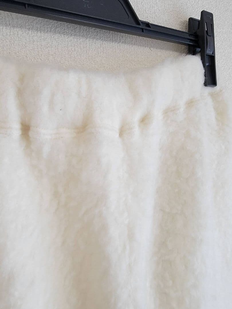 ネストローブ　新品　起毛　ウール　パンツ