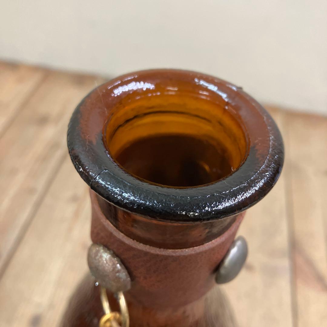 D-4 ヴィンテージ ダックスフント デキャンタ デカンタ アンバーガラス 犬型