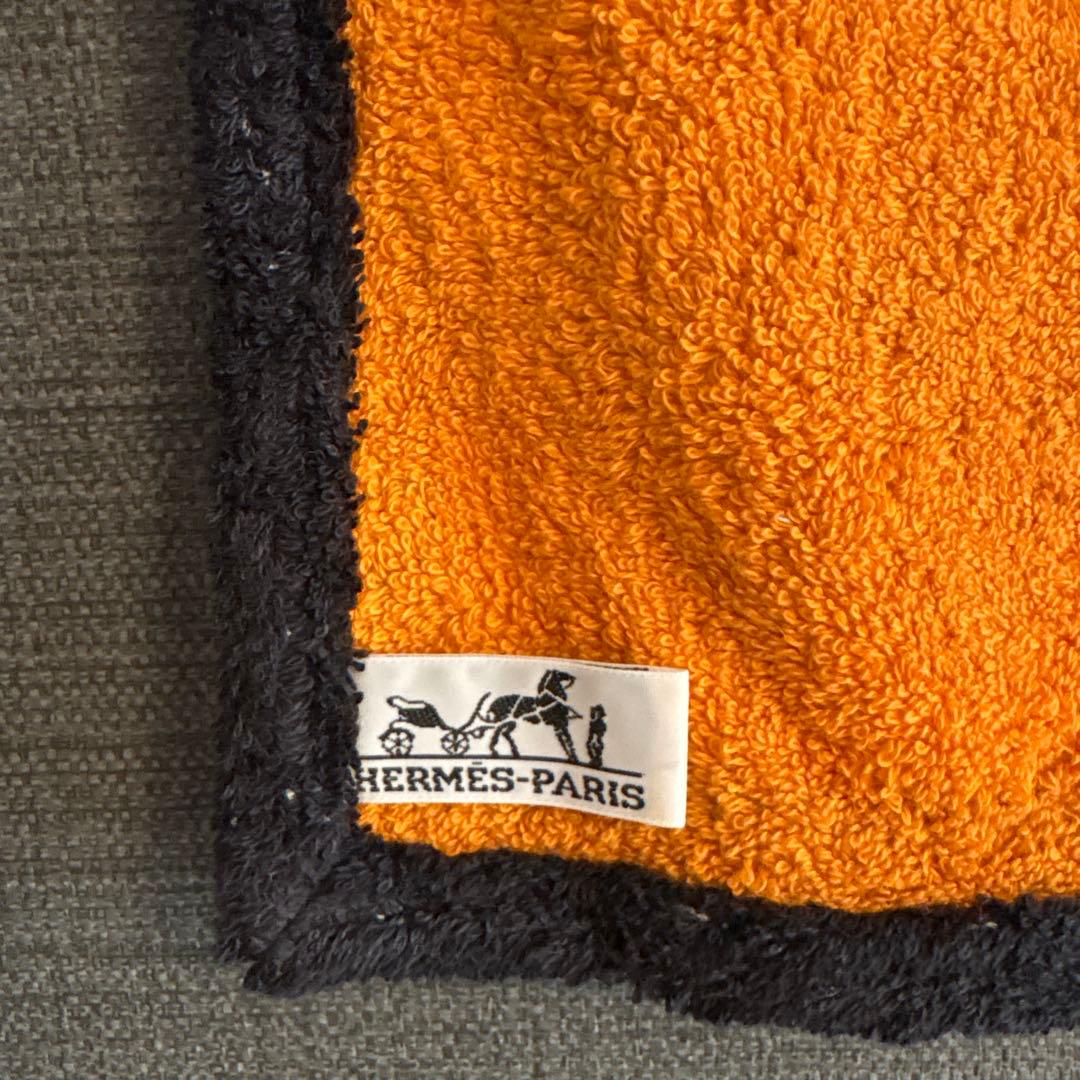 HERMES ヒョウ柄 ハンドタオル