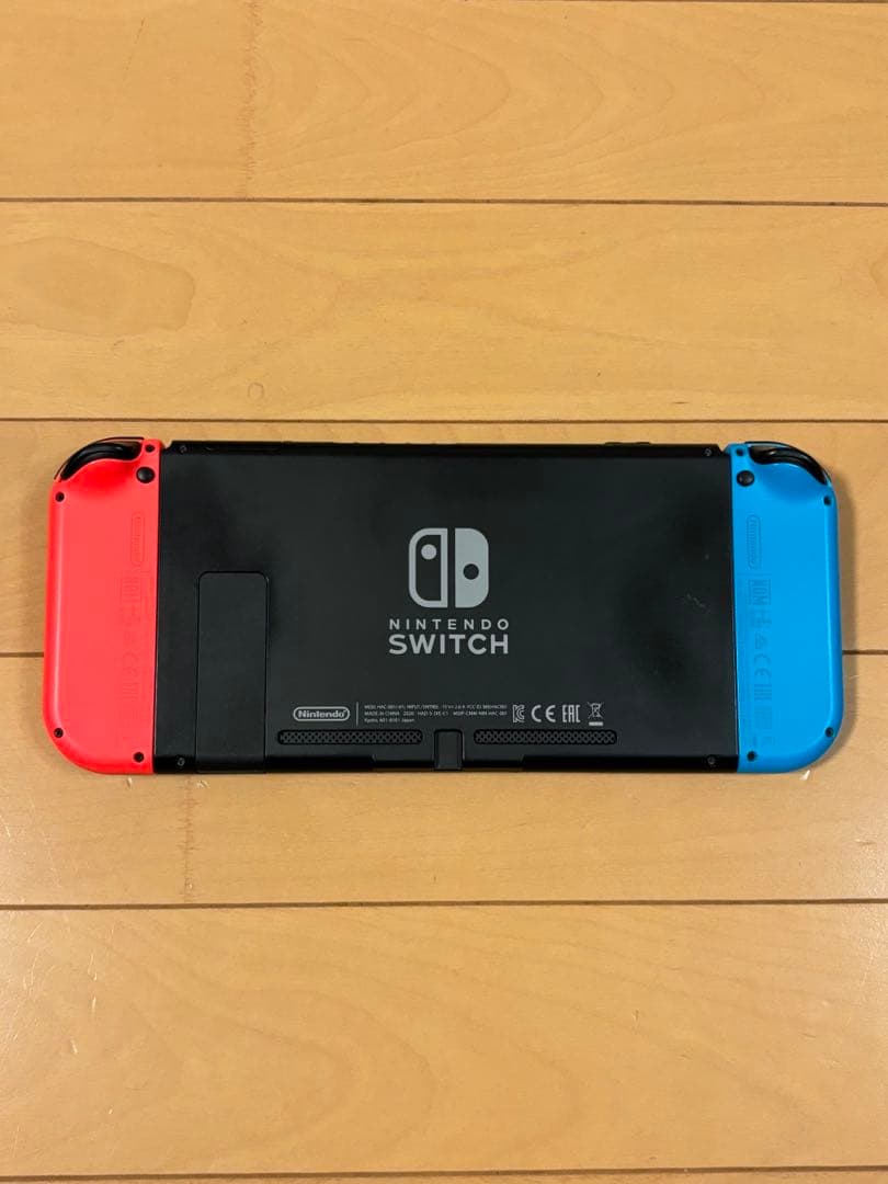 美品　Nintendo Switch ネオンブルー・ネオンレッド 本体