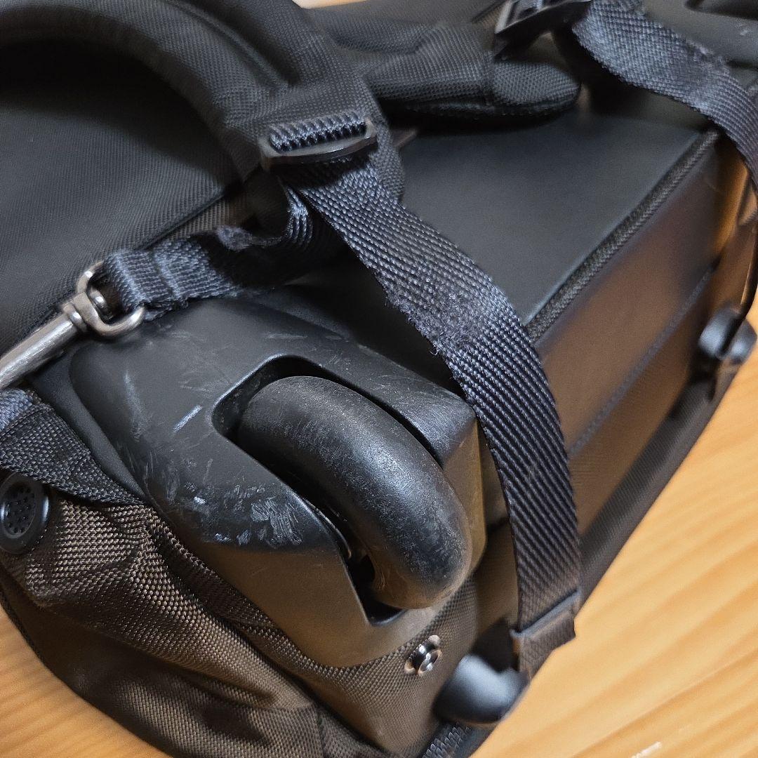 ブラックキャリーリュック