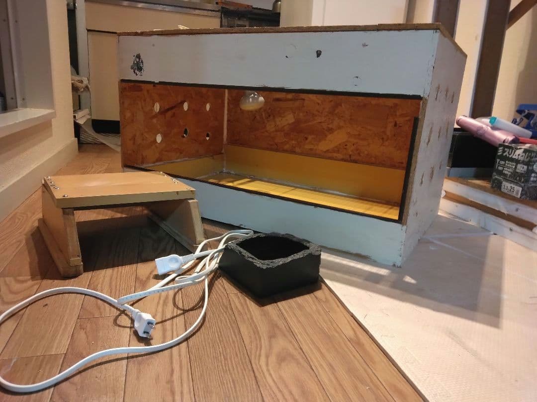 ラスト！大型爬虫類ケージ