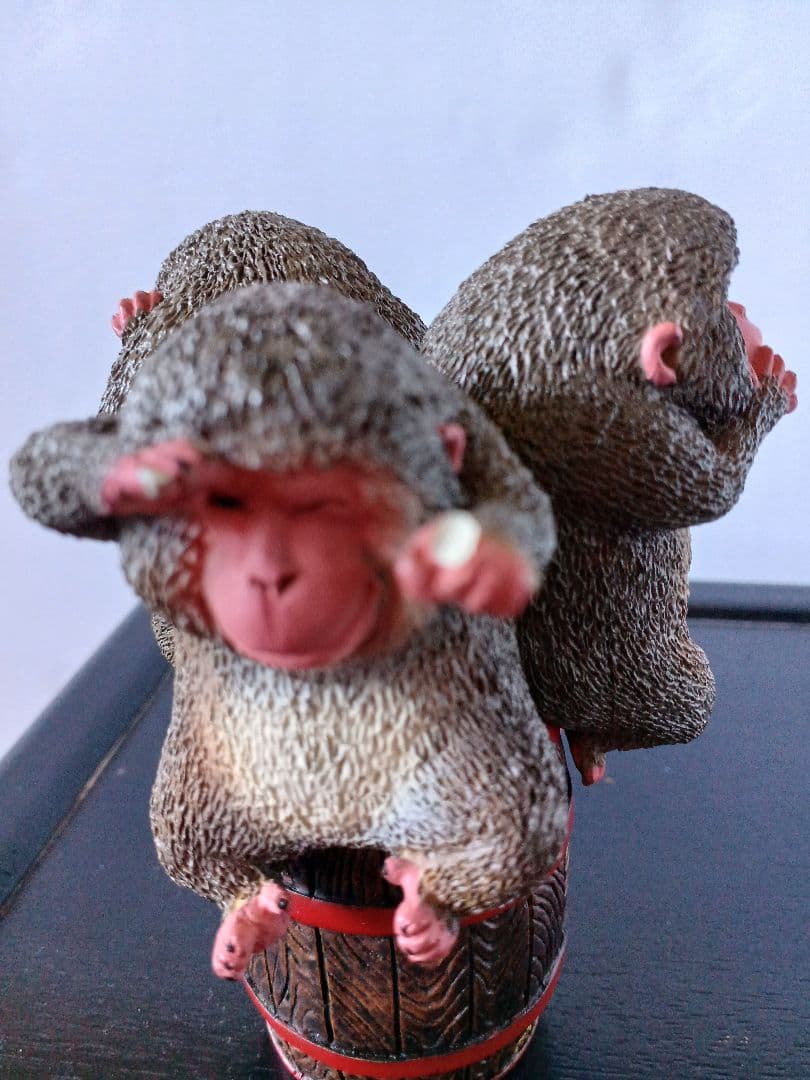 朝隈俊男さん　干支指人形2016年 樽申　サイン入り　訳あり