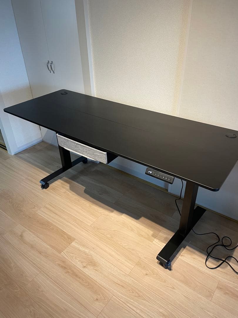 [美品] 電動昇降デスク 幅160cm 奥60cm 引出し付き
