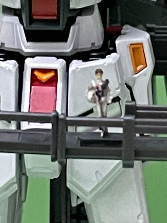 解体匠機風  RG RX-93 νガンダムHWS& 装備用整備台完成品！！