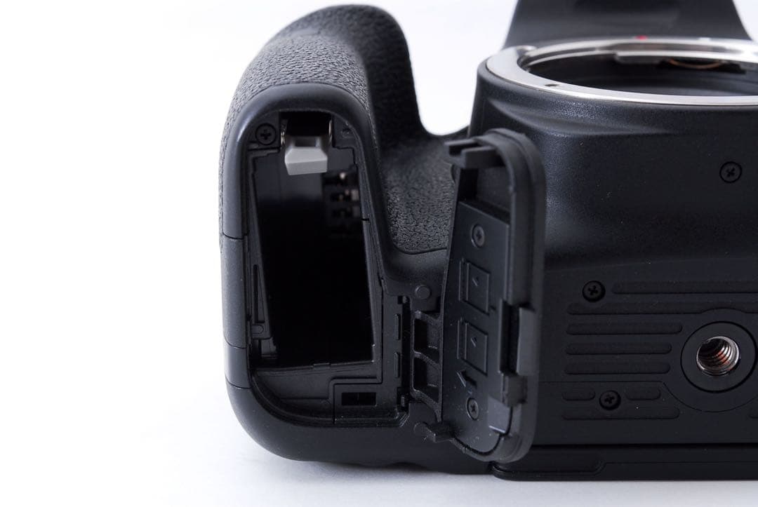 ☆ Canon EOS 9000D 標準&望遠&単焦点トリプルレンズセット☆