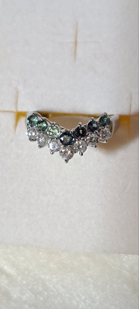 アレキサンドライトダイヤモンドリング12号計0.75カラット