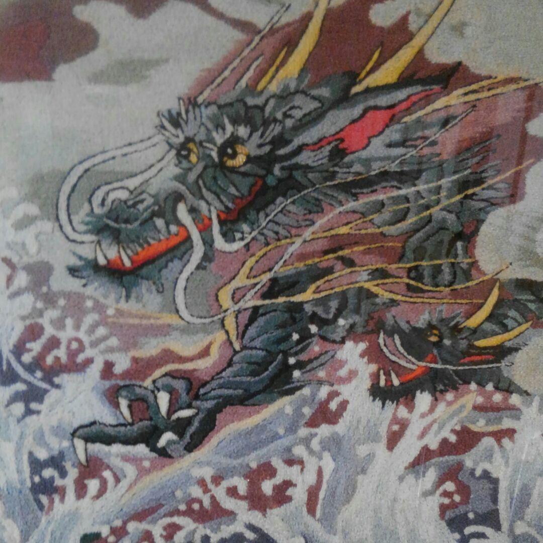 刺繍画　虎と竜(国産品で手作り)
