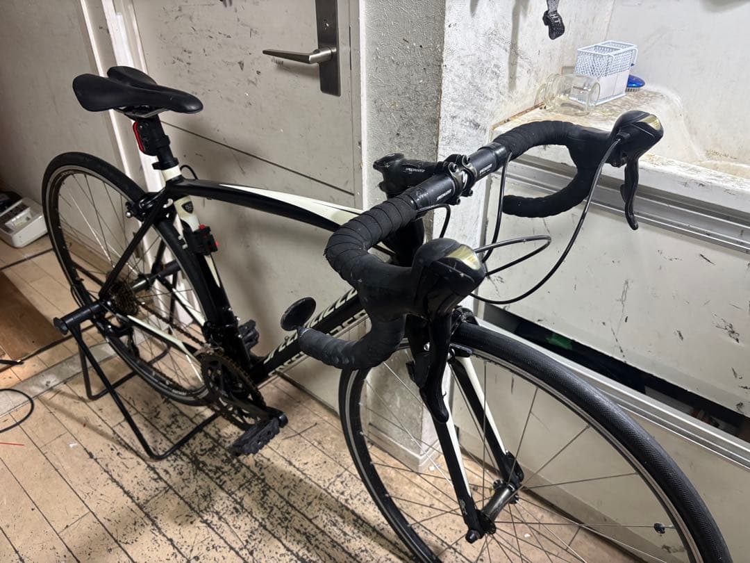 Specialized allezロードバイク ブラック/ホワイト