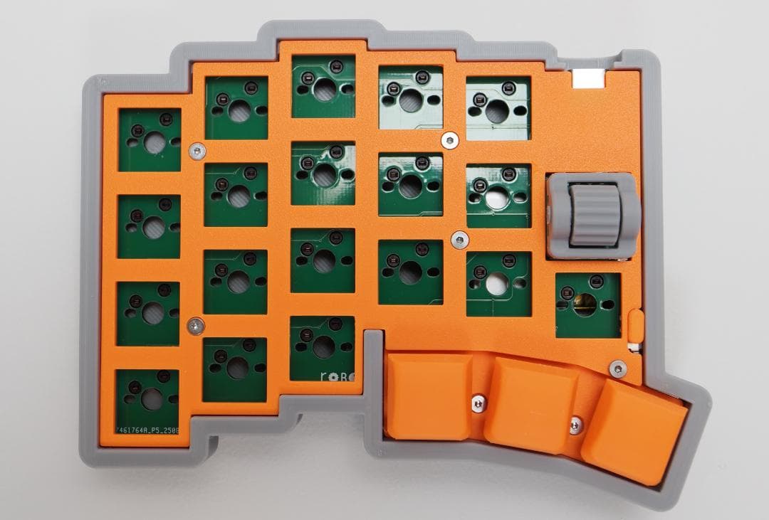 【加賀流星氏専用】左右分割式トラックボール付きワイヤレスキーボード