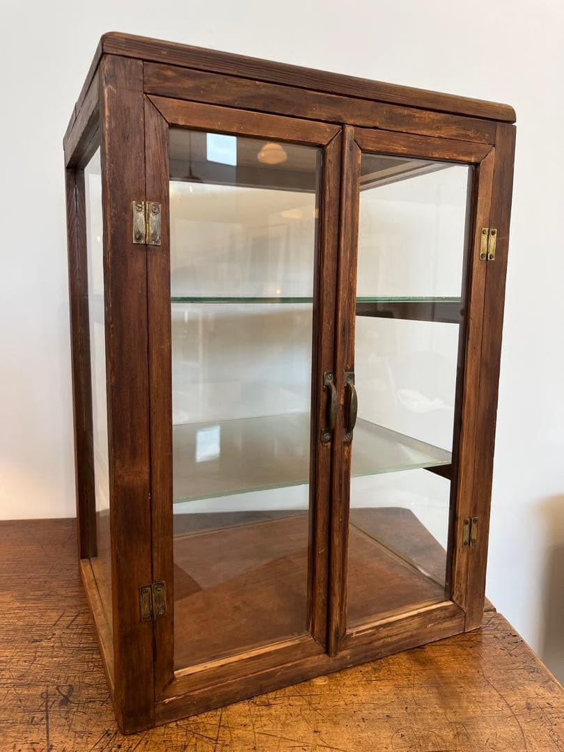 ガラスケース 3段 匂い有り ビンテージ アンティーク 昭和レトロ ショーケース