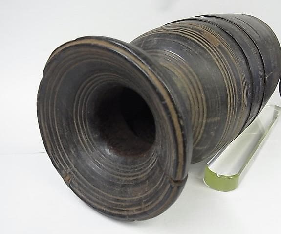 ★B0501★ネパール　古民具　木製ボトル　 タマン族　シェルパ族　アンティーク