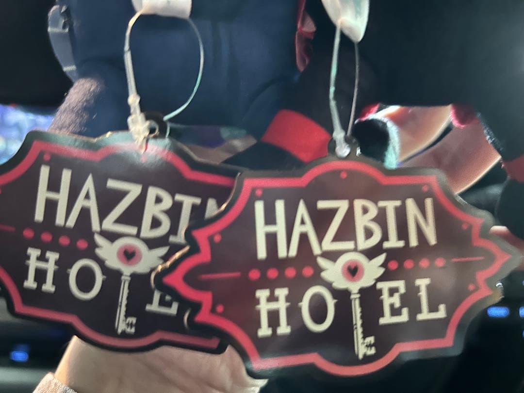 ハズビンホテル　アラスター　ヴォックス　ラウンドワン限定　おすわりぬいぐるみ