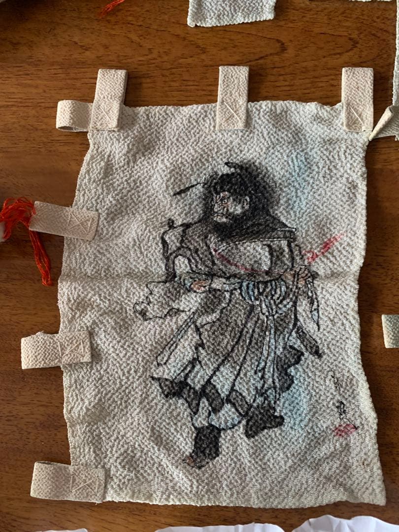 美術工芸品 明治中期 刺繍紋章店作の室内飾り用の鯉のぼり部材一式貴重品