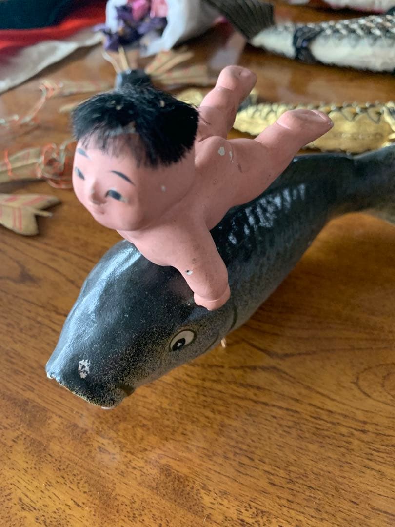 美術工芸品 明治中期 刺繍紋章店作の室内飾り用の鯉のぼり部材一式貴重品