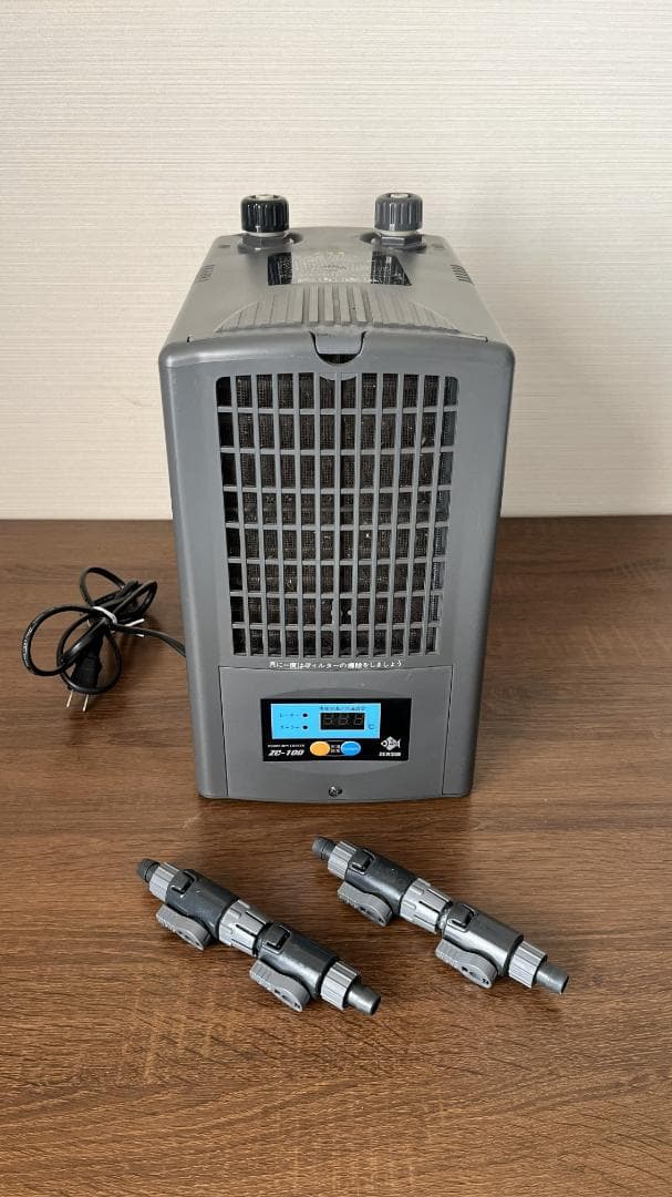 60cm水槽、クーラー、外部フィルター、化学式co2添加、その他！引取りok