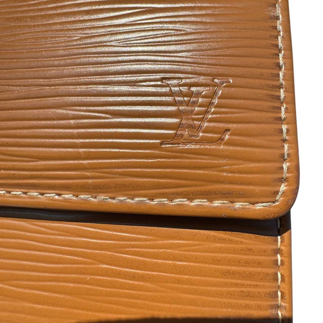 LOUIS VUITTON ルイヴィトン エピ ポルトモネクレディ M6359I