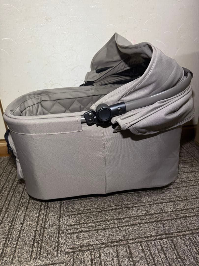 AirBuggy エアバギー　wiz Ｘ　専用マット付　美品