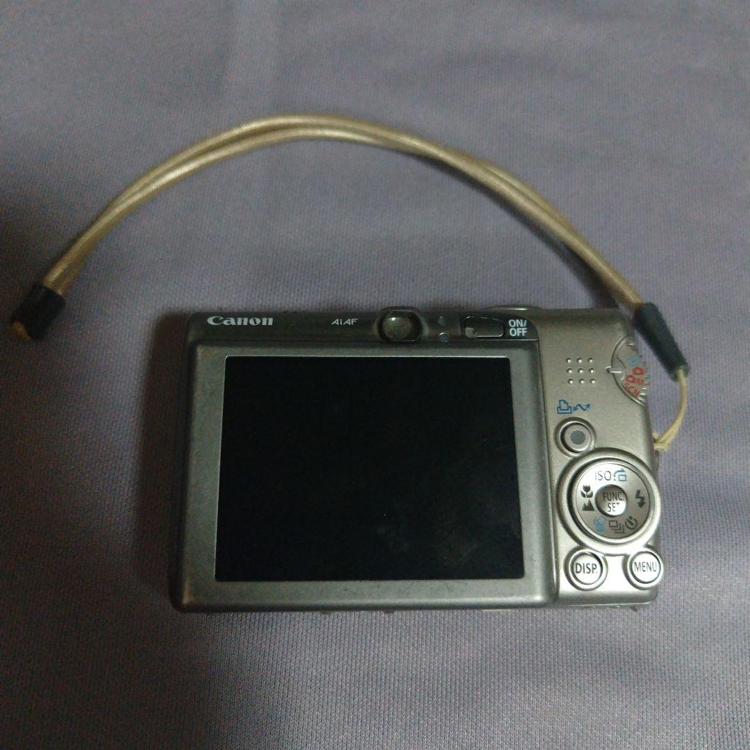 Canon IXY Digital 810 IS 本体と付属品