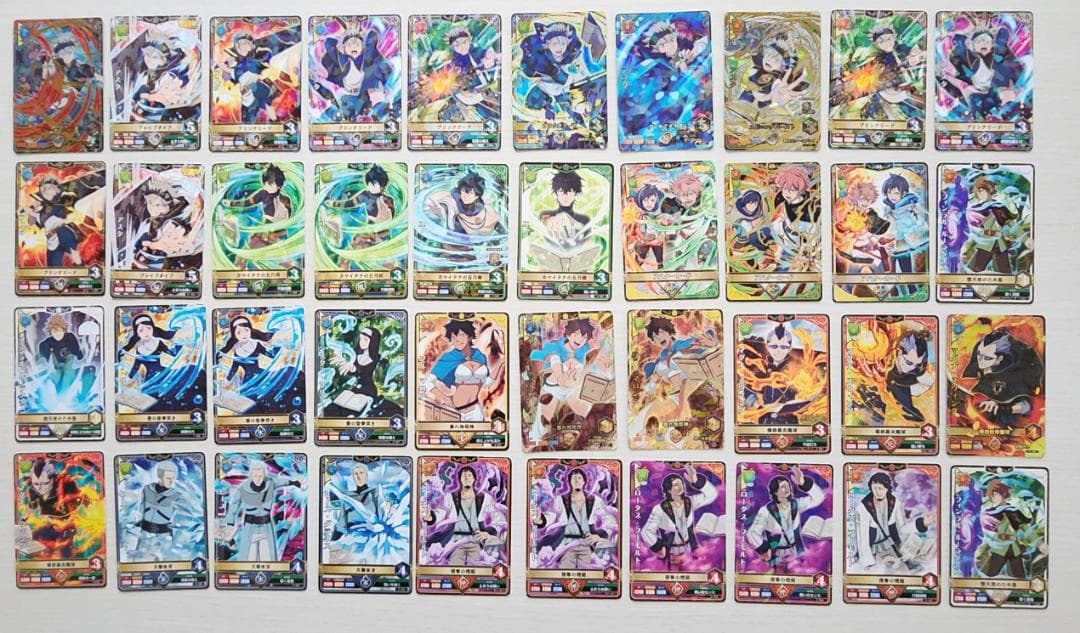 ブラッククローバー　カード　まとめ売り　約100枚