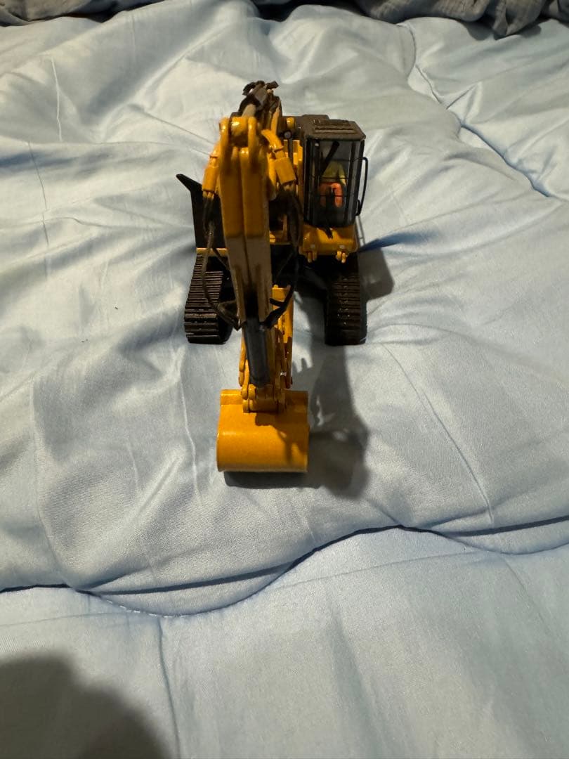 ミニカー CAT 568 1/50