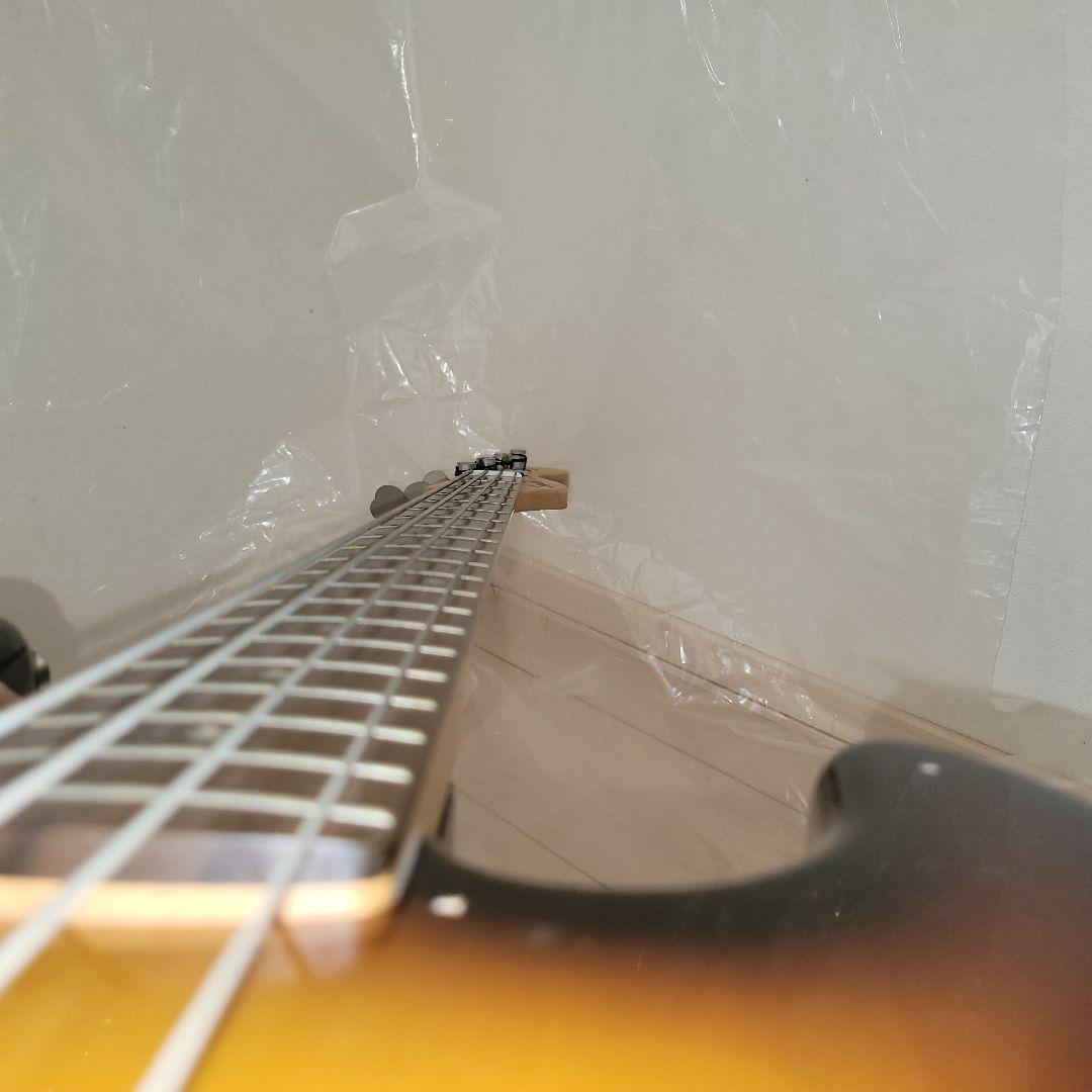 スクワイヤ　ジャズベース　サンバースト