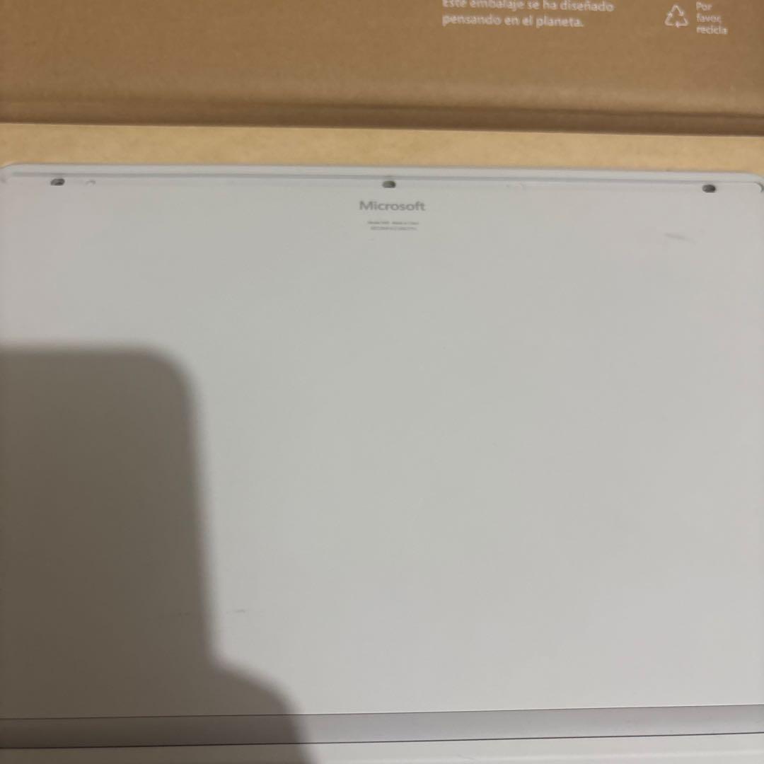 1台限定！Surface Laptop Go2