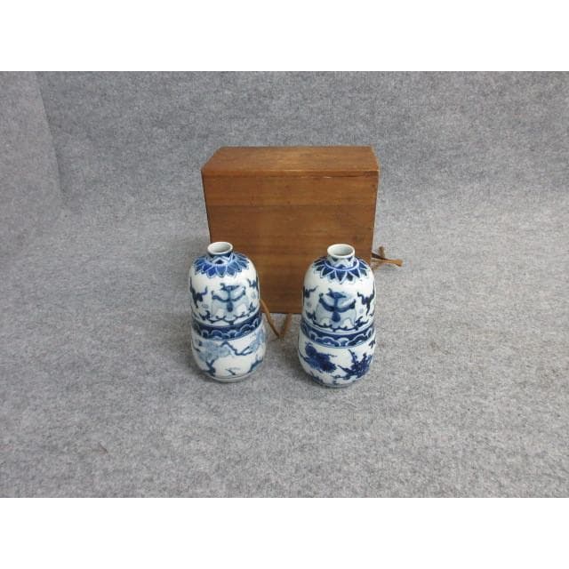 湖東焼染付徳利一対箱入り [B26008]