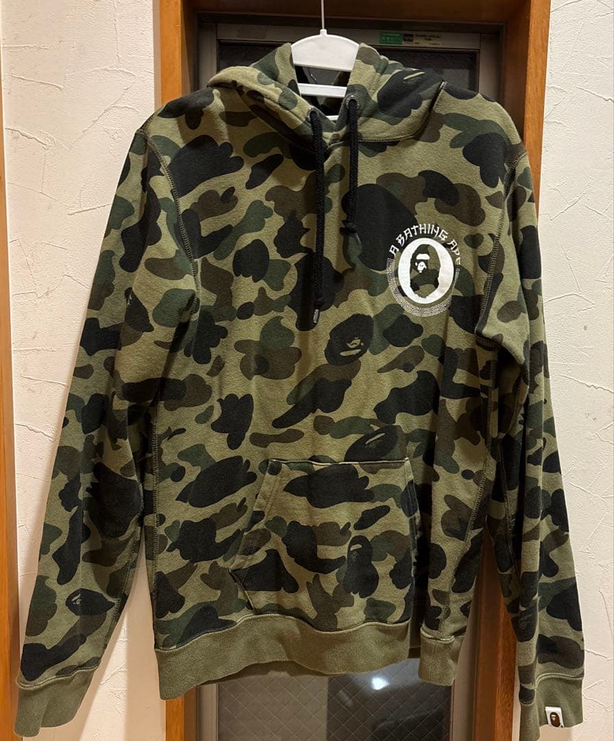 お値下げ中⭐︎アベイシングエイプ　パーカー　Green サイズS