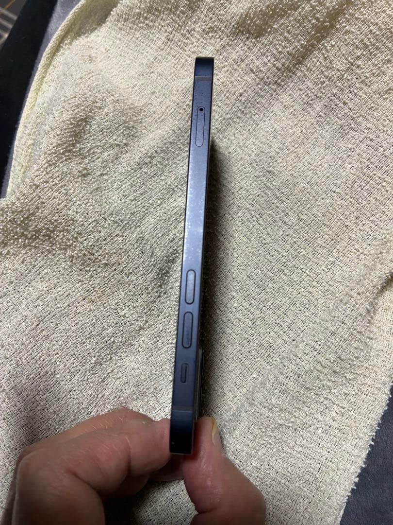 iPhone12・SIMフリー ブラック 64GB利用制限◯ バッテリー83%