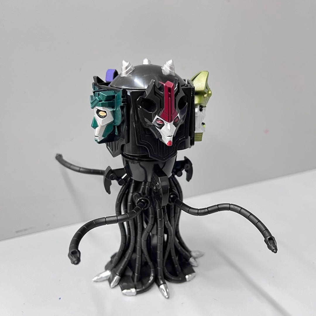 トランスフォーマー サイバーバース　クインテッサン インベイジョン SDCC