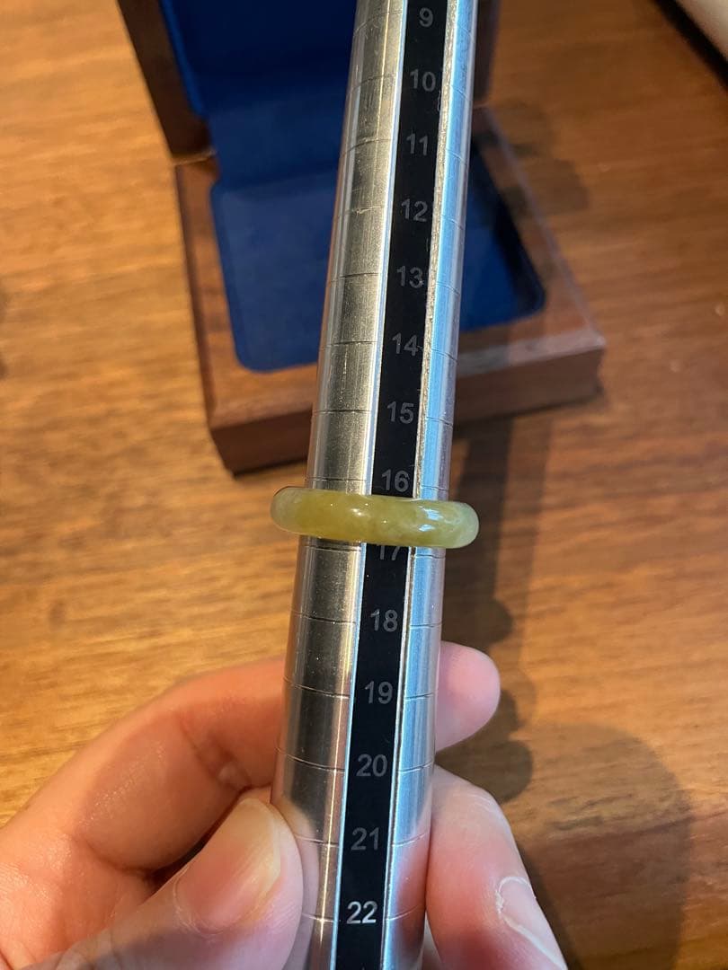 専用　本翡翠　くりぬきリング